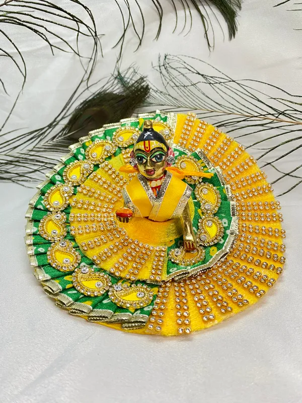Laddu_Gopal_Golden_Dress_With_Pagdi