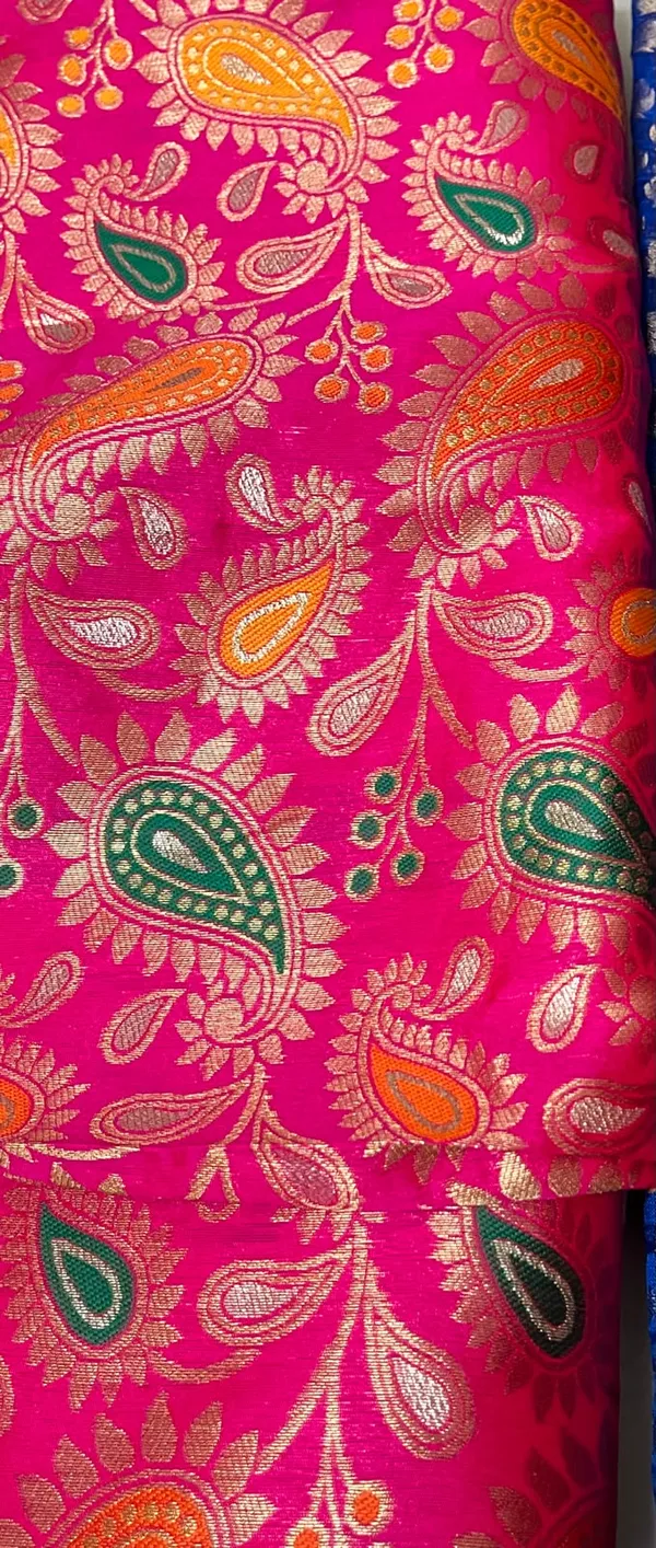 Mata_Rami_Red_Brocade_Bridal_Poshak
