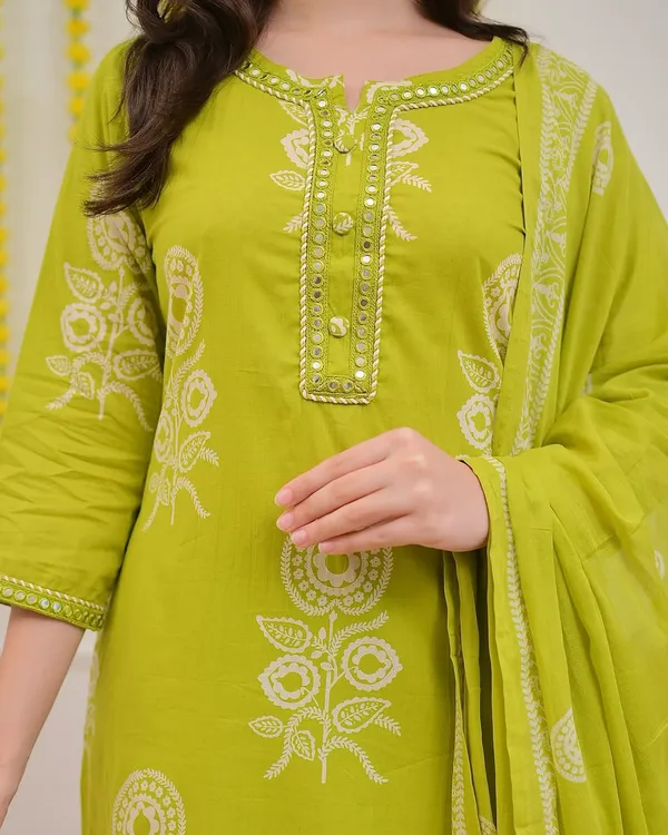 Light_Green__Pure_Cotton_kurta_pant_with_dupatta_set