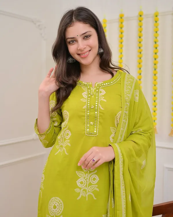 Light_Green__Pure_Cotton_kurta_pant_with_dupatta_set