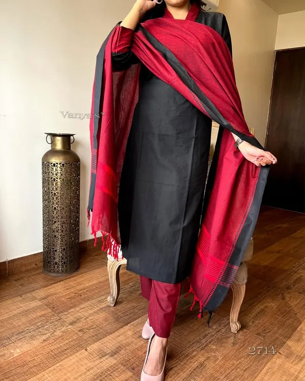 Black_cotton_handloom_kurta_pant_with_dupatta_set