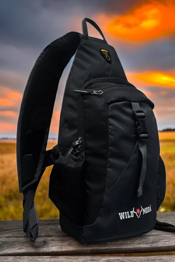 Black_Polyester_Solid_Crossbody_Backpack_For_Boys_&_Girls_(18.5_X_10_X_6_In)