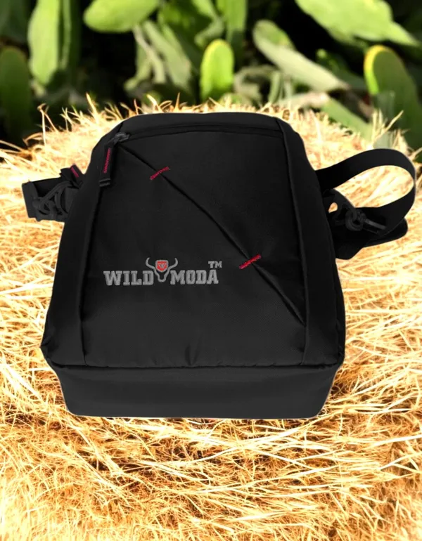 Black_Polyester_Detachable_Strap_Zipper_Closure_Travel_Sling_Bag_For_Men_&_Women_(29_X_23_Cm)