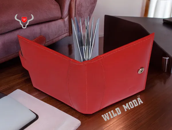 Red_Genuine_Leather_Card_Holder_For_Men_(110_X_75_Mm)_(20_Card_Slots)