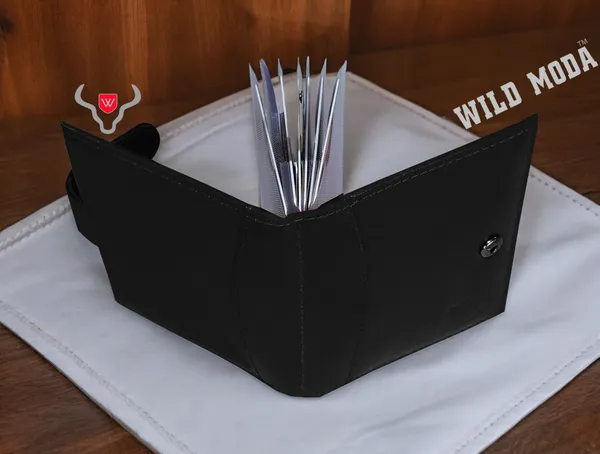 Black_Genuine_Leather_Card_Holder_For_Men_(110_X_75_Mm)_(20_Card_Slots)