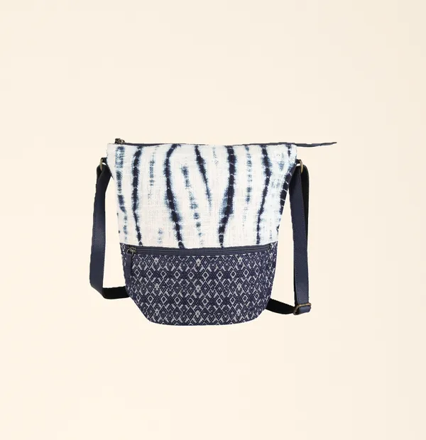 Multicolor_Canvas_Blue_Die_Sling_Bag_For_Women_(10_X_10_X_2_In)