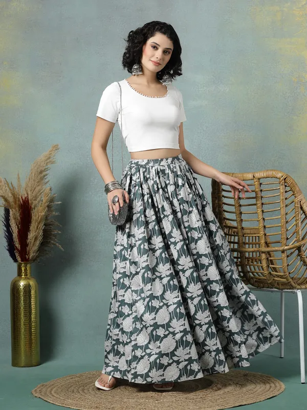 Grey_Cotton_Procian_Print_Rounded_Ankle_Length_Skirts_For_Women