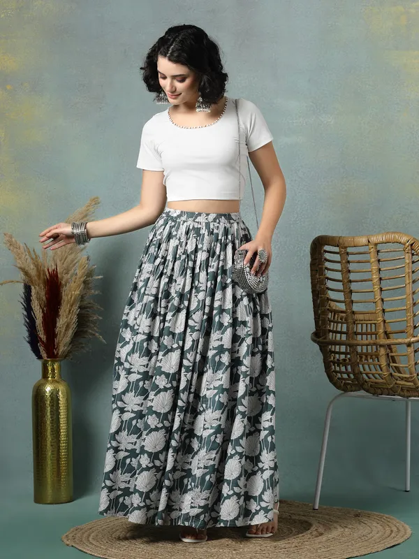 Grey_Cotton_Procian_Print_Rounded_Ankle_Length_Skirts_For_Women