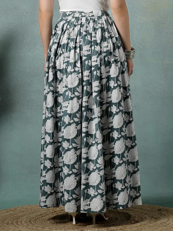 Grey_Cotton_Procian_Print_Rounded_Ankle_Length_Skirts_For_Women
