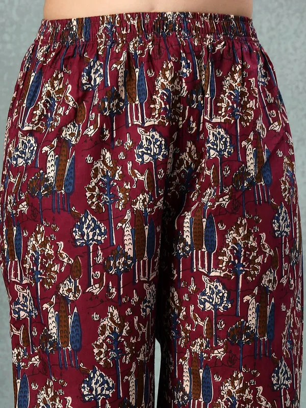 Maroon_Cotton_Multi_Prints_3/4_Sleeves_Round_Neck_Regular_Ankle_Length_Kurta_Sets_For_Women