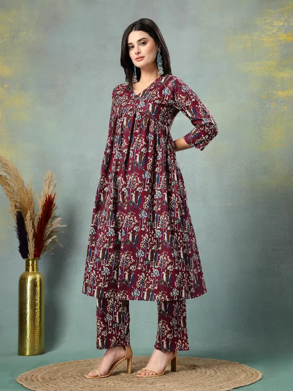 Maroon_Cotton_Multi_Prints_3/4_Sleeves_Round_Neck_Regular_Ankle_Length_Kurta_Sets_For_Women