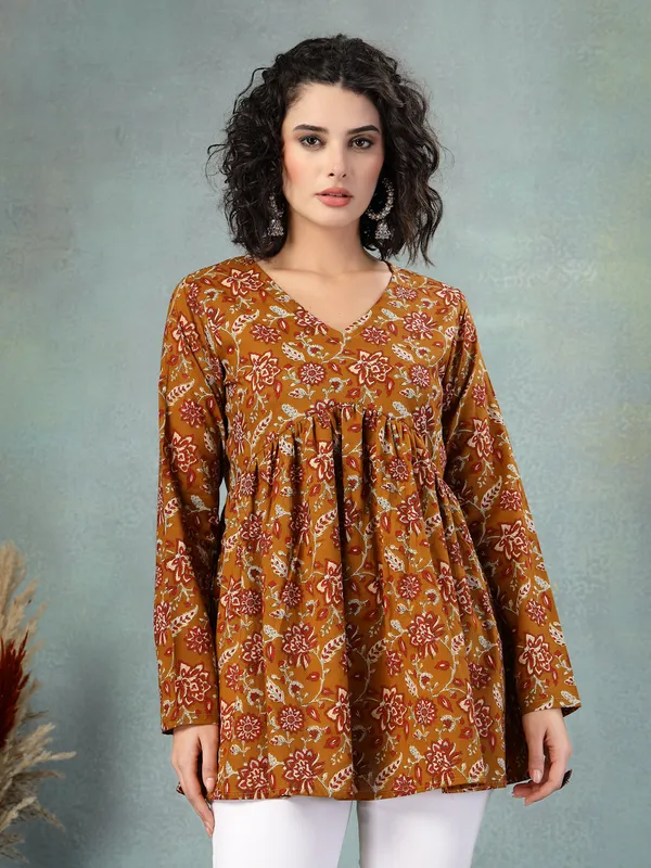 Brown_Cotton_Procian_Print_Full_Sleeves_V_Neck_Regular_Waist_Length_Tops_For_Women