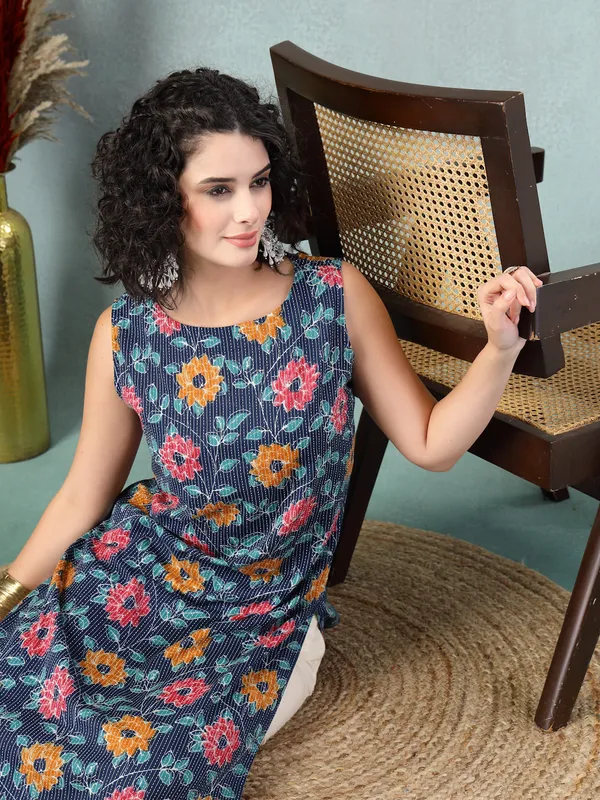 Blue_Cotton_Procian_Print_Cut_Sleeves_Round_Neck_Regular_Ankle_Length_Kurti_For_Women