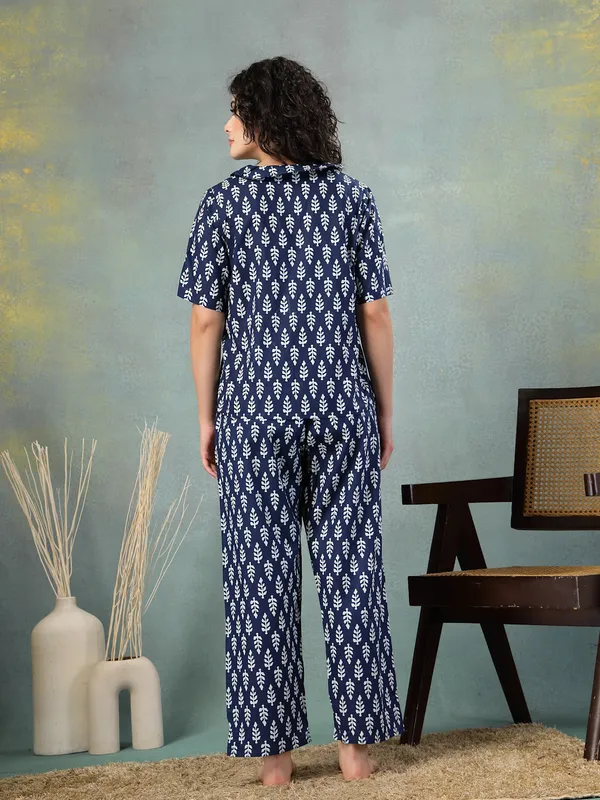 Blue_Cotton_Procian_Print_1/2_Sleeves_Round_Neck_Regular_Ankle_Length_Night_Suit_For_Women