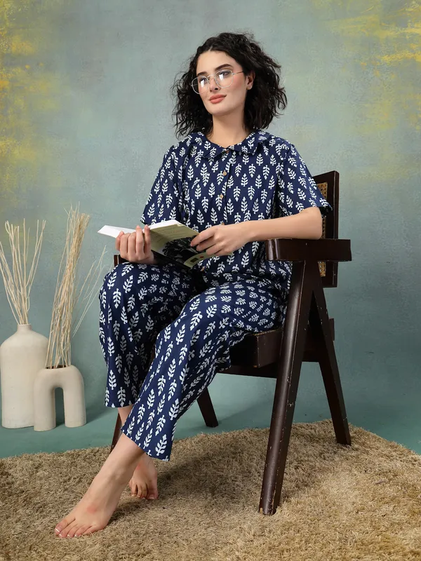 Blue_Cotton_Procian_Print_1/2_Sleeves_Round_Neck_Regular_Ankle_Length_Night_Suit_For_Women
