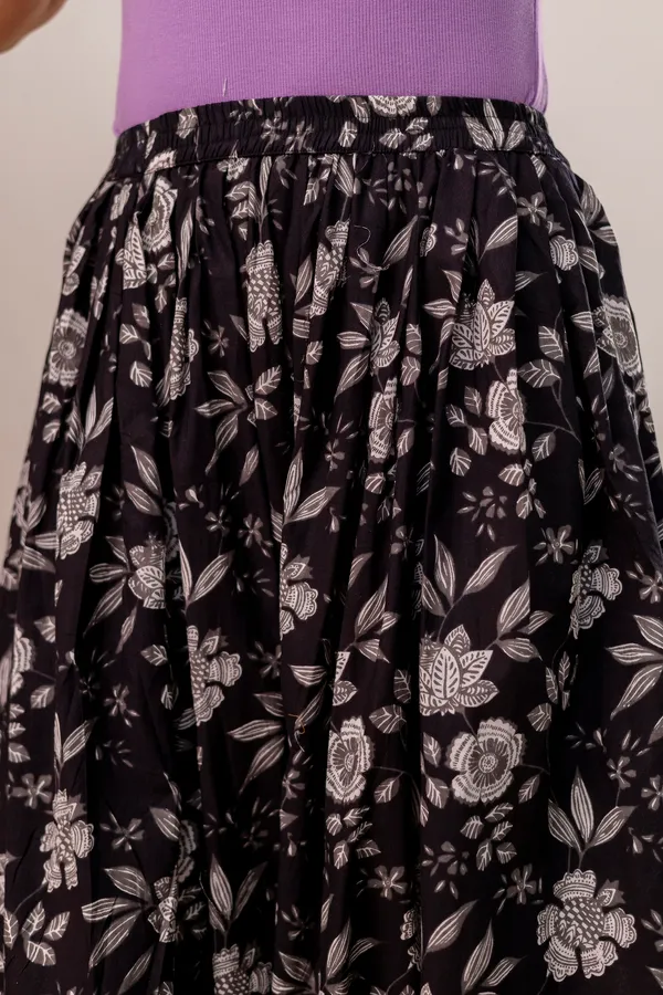 Black_Flower_Cotton_Procian_Print_Anckle_Length_Skirts_For_Women