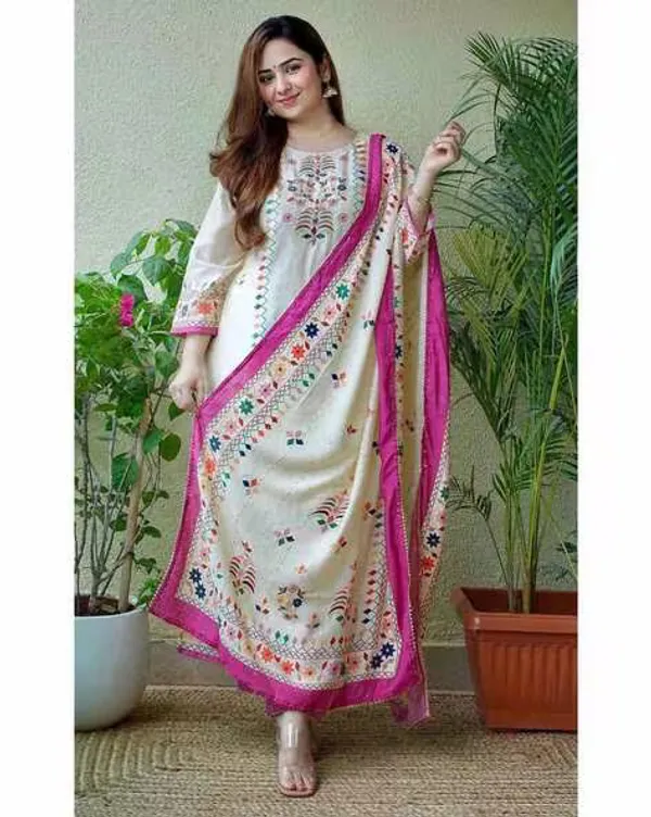 White_Muslin_Digital_Print_Kalf_Length_Dupata_Sets_For_Women