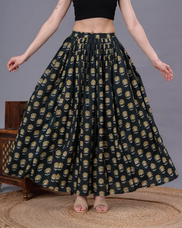 Green_Cotton_Procian_Print_Anckle_Length_Skirts_For_Women