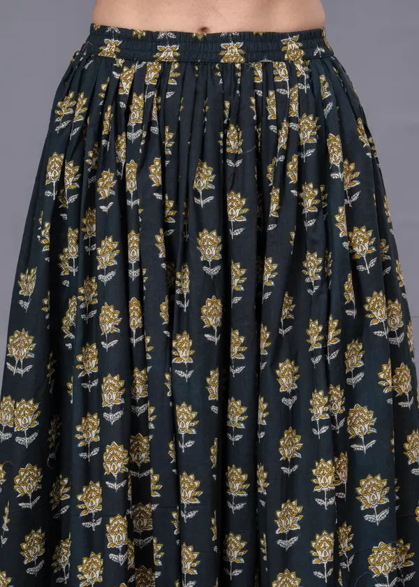 Green_Cotton_Procian_Print_Anckle_Length_Skirts_For_Women