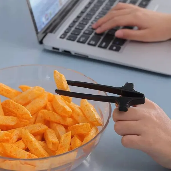 Finger_Grip_Chopsticks__Set_of_3_Handy_Tools_for_Gaming_&_Eating