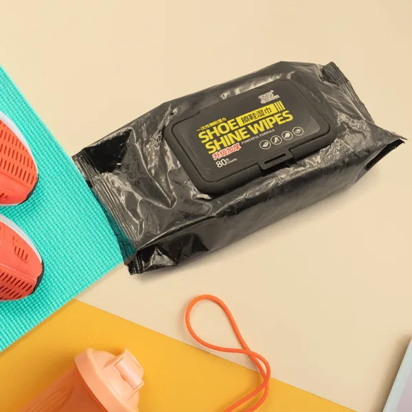 Quick_&_Easy_Shoe_Cleaning_Wet_Wipes_Removes_Dirt_&_Stains_Disposable_&_Travel_Friendly_(80Wipes)