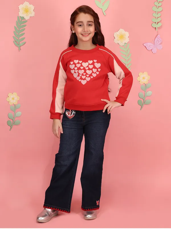 Cutecumber_Girls'_Winter_Sweatshirt_Red_Fleece_Fabric_Round_Neck_Full_Sleeve_Pullover_Top_Glitter_Heart_Embellished_Stylish_Zip_Closure_Fancy_Casual_Outfit_for_Baby_Girls_&_Kids_Age_1-15_Yrs