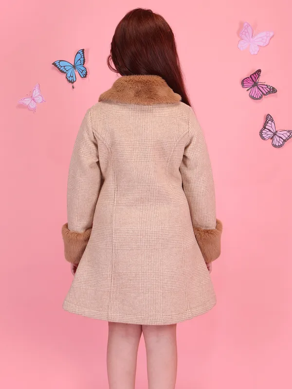 Cutecumber_Girls'_Beige_Chenille_Fur_Collar_Winter_Coat_Dress_Full_Sleeve_Knee_Length_Toggle_Button_Closure_Warm_Party_Outfit_Premium_Winter_Fashion_Occasional_Wear_for_Baby_Girls_&_Kids_Age_1-15_Yrs