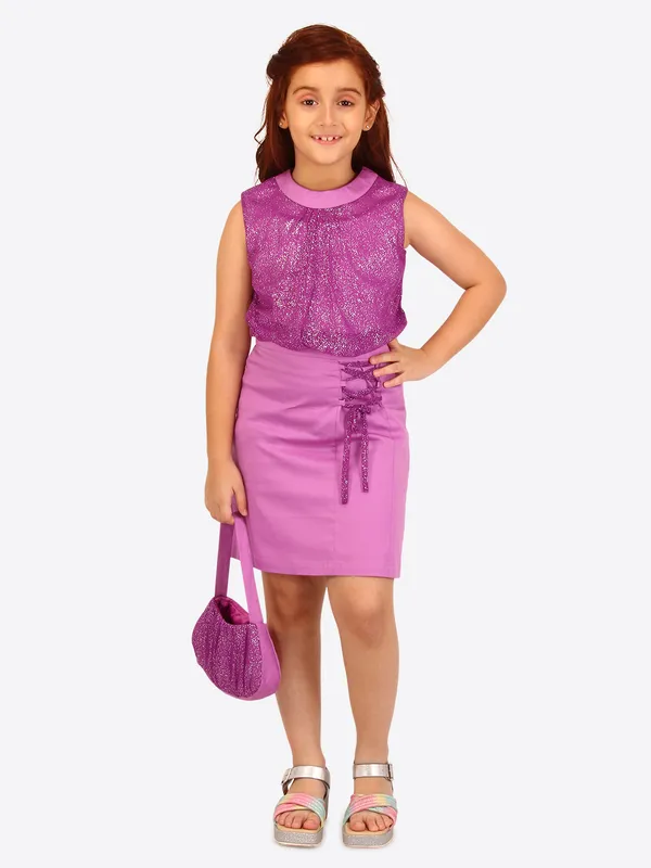 Cutecumber_Purple_shift_dress_with_blouson_style_body_in_glitter_net