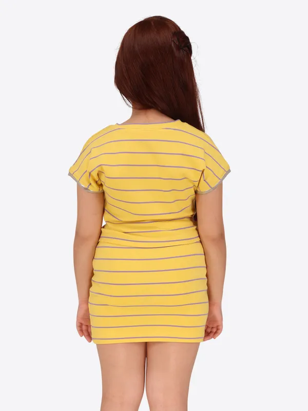 Yellow_Stripe_Printed_Top_and_Skirt_Set_for_Girls