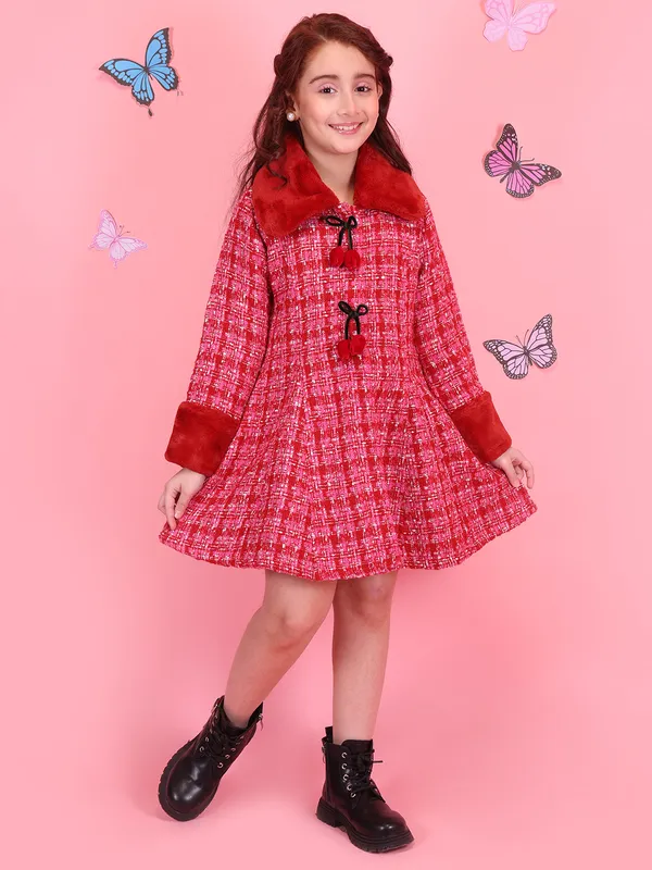 Cutecumber_Girls_Winter_Party_Red_Long_Coat_Dress_A-Line_Tweed_Fabric_with_Fur_Collar_&_Cuff,_Button_Closure_Stylish_Kids_Winter_Wear_for_Baby_Girls_and_Kids_1_to_15_Years_Festive_Birthday_Outfit