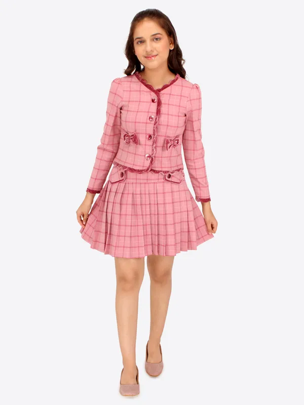 Cutecumber_Girls_Check_Fabric_&_Chenille_Checkered_Clothing_Set.Full_Sleeves_V_neck_Top_with_Box_Pleated_Skirt.CC7762AB-DUSTYPINK