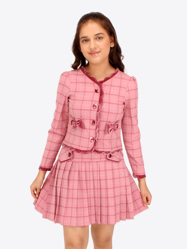 Cutecumber_Girls_Check_Fabric_&_Chenille_Checkered_Clothing_Set.Full_Sleeves_V_neck_Top_with_Box_Pleated_Skirt.CC7762AB-DUSTYPINK