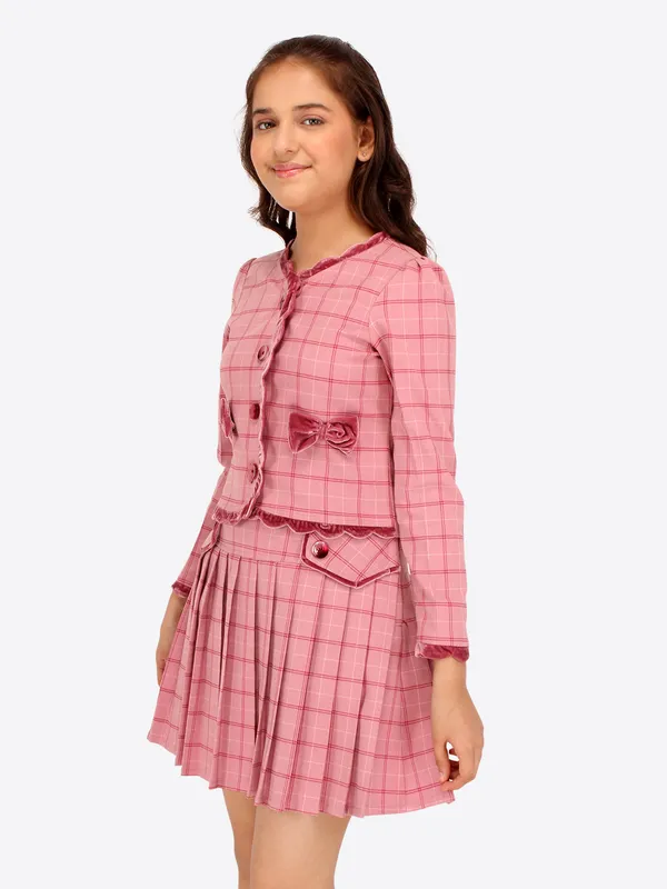 Cutecumber_Girls_Check_Fabric_&_Chenille_Checkered_Clothing_Set.Full_Sleeves_V_neck_Top_with_Box_Pleated_Skirt.CC7762AB-DUSTYPINK