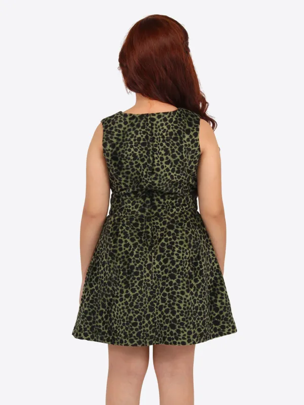 Cutecumber_Girls_Leopard_Print_Dress_with_Black_Full_Sleeve_Shrug_�_Back_Zip_Closure,_Two-Piece_Party_Set_for_Kids_&_Baby_Girls_(Age_1�15_Years)