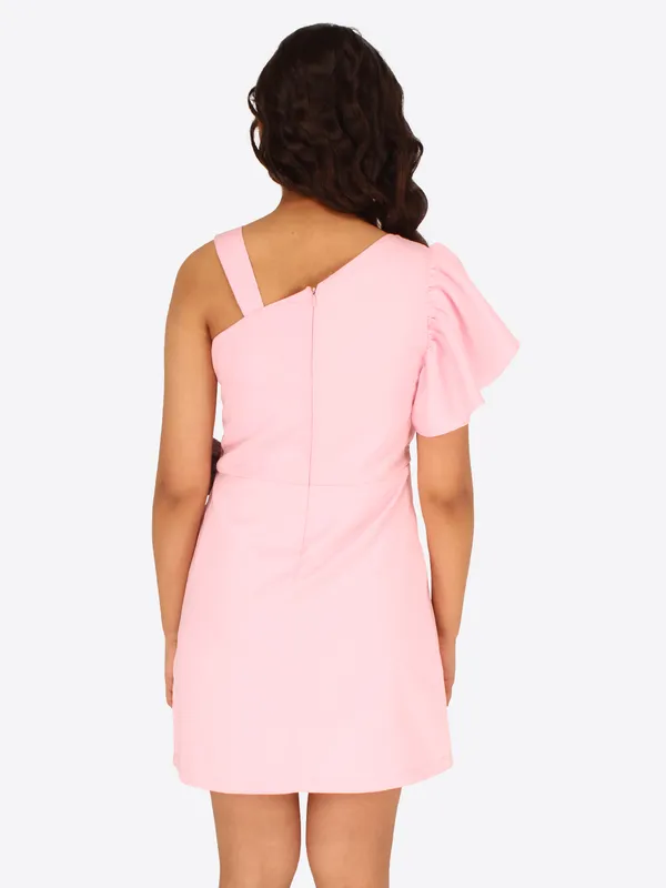 Partywear_Embellished_One_Ruffled_Sleeve