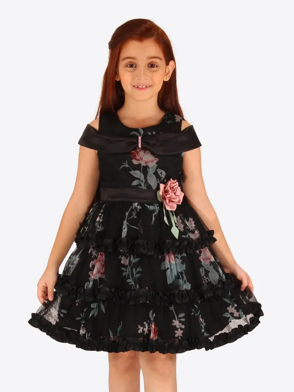 Casual_floral_printed_fit_and_flared_Dress_for_Girls