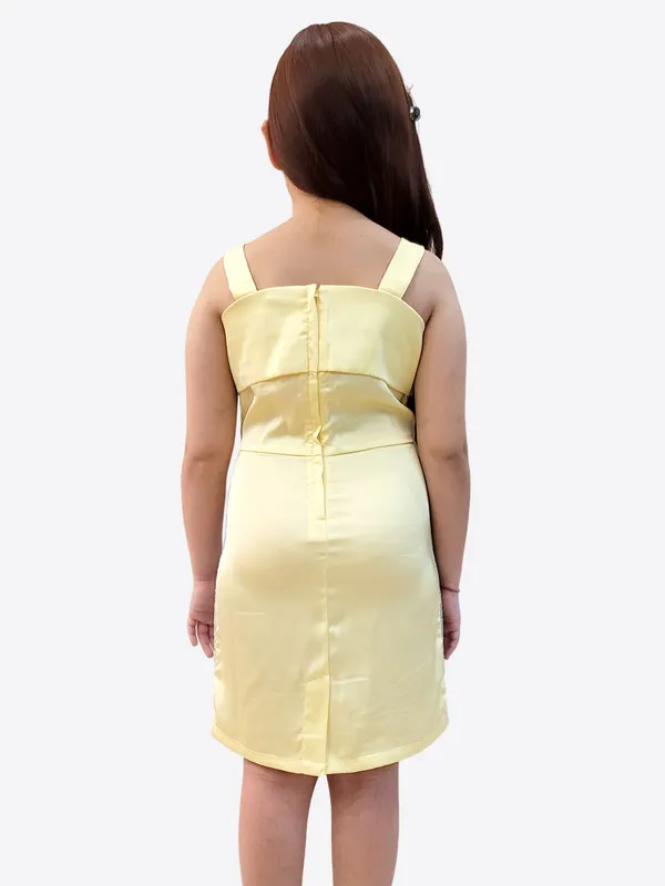 Yellow_Sequined_Color-Blocked_Shift_Dress