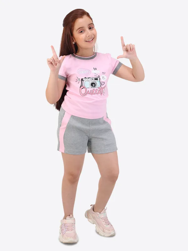 Girls'_Pink_&_Grey_T-Shirt_and_Shorts_Set