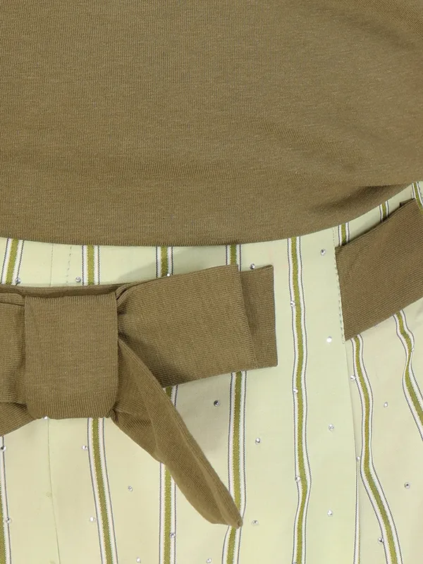 Green_Cotton_Top_&_Shorts_Set_for_Girls