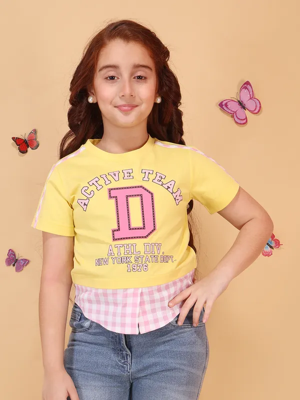 Girls_Yellow_Round_Neck_Short_Sleeve_Graphic_Top_with_Pink_Checked_Layered_Hem
