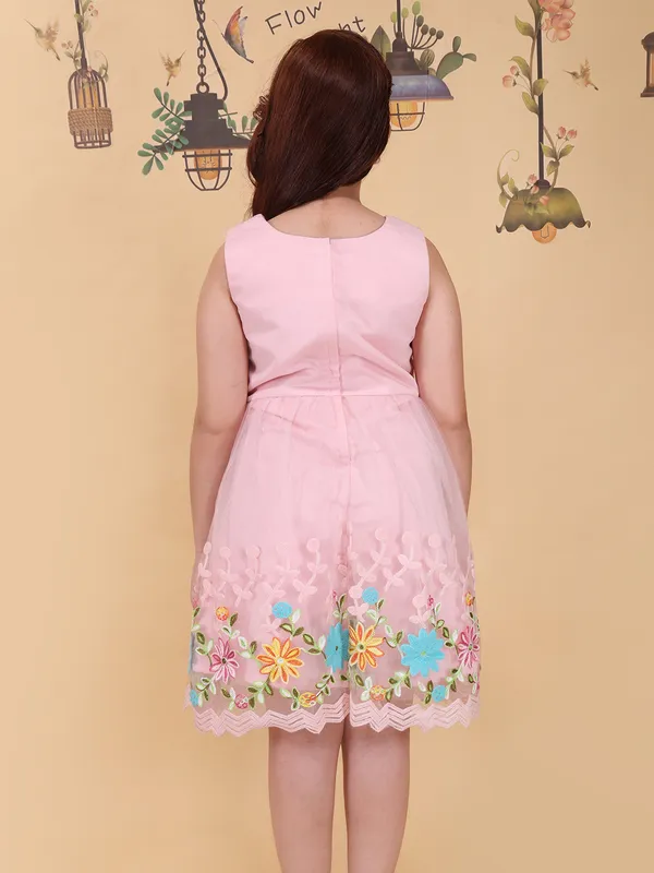 Girls_Pink_Fit_Flare_Knee_Length_Dress_Round_Neck_Sleeveless_Embroidery_Net_Partywear