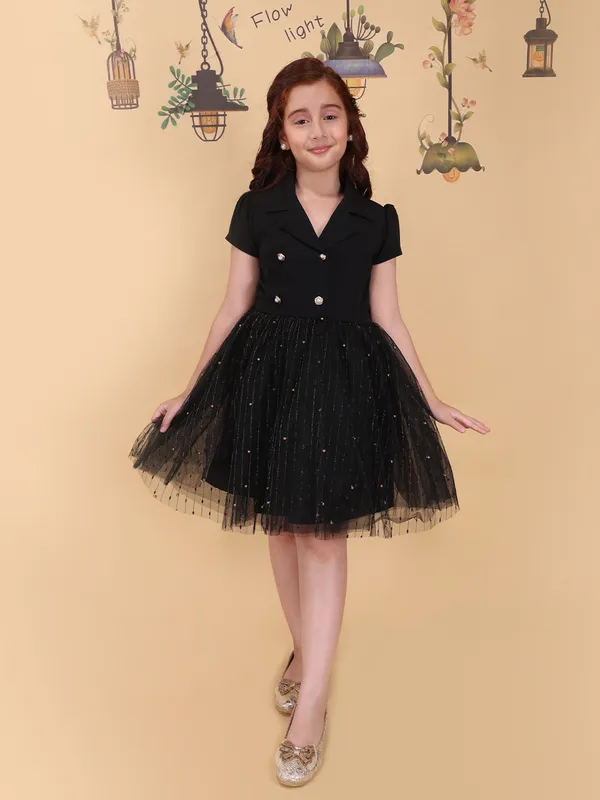 Girls_Red_Fit_And_Flare_Knee_Length_Dress_V_Neck_Short_Sleeve_Party_Dress