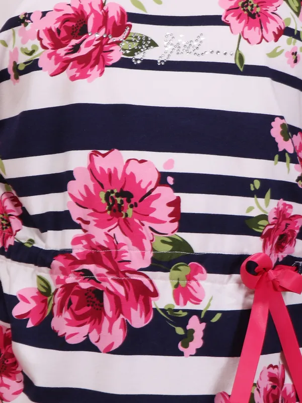 Girls_Navy_Floral_Striped_Printed_Top_Round_Neck_Short_Sleeves_Summer_Casual_T-Shirt