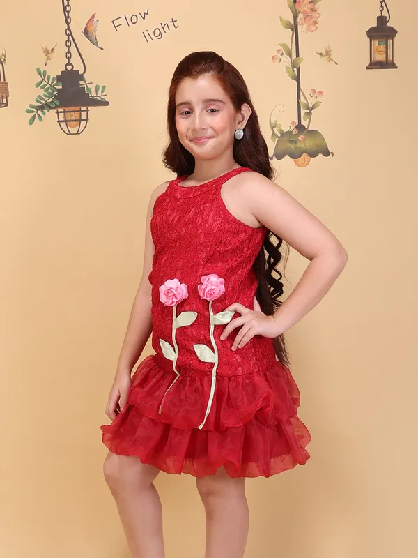 Cutecumber_Girls_Red_Lace_Fit_&_Flare_Dress_Sleeveless_Organza_Layered_Frock_with_Halter_Neck_Floral_Applique_Zip_Closure_Cambric_Lining_Stylish_Birthday_Outfit_for_Baby_Girls_&_Kids_Age_1-15_Yrs