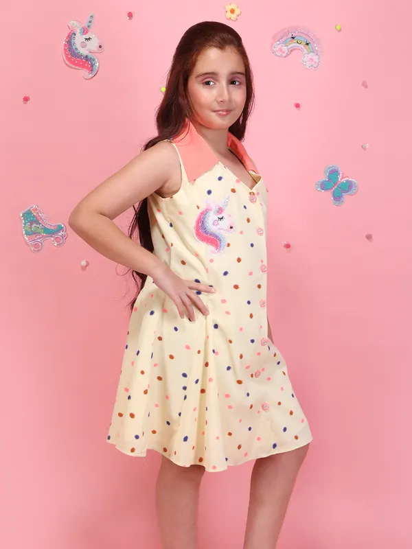 Cutecumber_Girls_Yellow_Polka_Dot_Printed_A-Line_Dress_Sleeveless_Georgette_Casual_Party_Casual_Outfit_with_Collar_Neck_Zip_Closure_Stylish_Summer_Dress_for_Baby_Girls_&_Kids_Age_1-15_Yrs