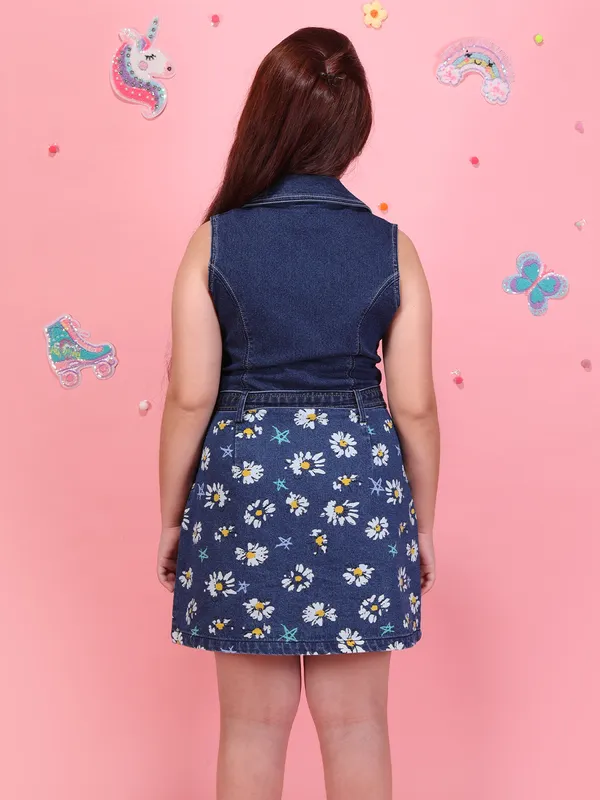 Cutecumber_Girls_Blue_Polka_Dot_Denim_Dress_Sleeveless_Casual_Party_Casual_Birthday_Outfit_with_Collar_Neck_Button_Closure_Stylish_Western_Dress_for_Baby_Girls_&_Kids_Age_1-15_Yrs