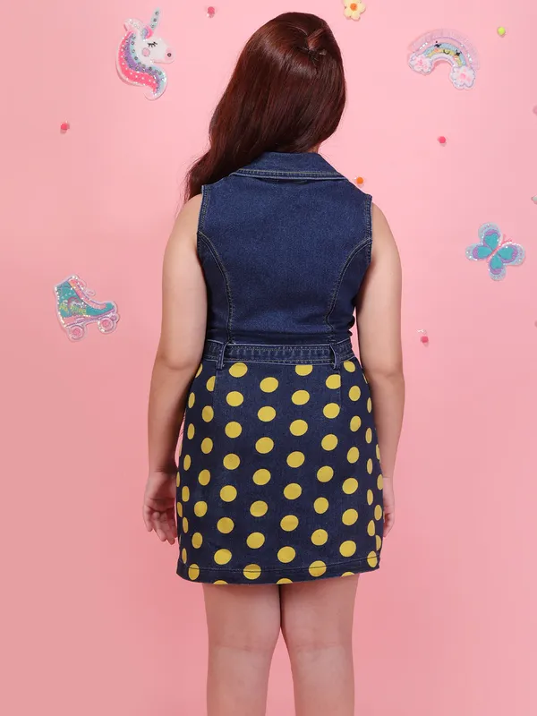 Cutecumber_Girls_Blue_Polka_Dot_Denim_Dress_Sleeveless_Casual_Party_Casual_Birthday_Outfit_with_Collar_Neck_Button_Closure_Stylish_Western_Dress_for_Baby_Girls_&_Kids_Age_1-15_Yrs