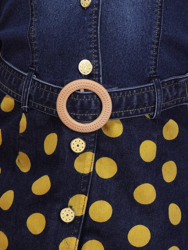 Cutecumber_Girls_Blue_Polka_Dot_Denim_Dress_Sleeveless_Casual_Party_Casual_Birthday_Outfit_with_Collar_Neck_Button_Closure_Stylish_Western_Dress_for_Baby_Girls_&_Kids_Age_1-15_Yrs