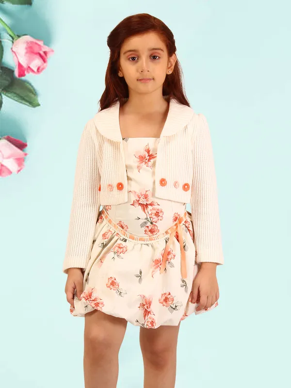 Cutecumber_Orange_Printed_Balloon_Dress_with_Knitted_Shrug