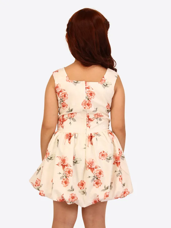 Cutecumber_Orange_Printed_Balloon_Dress_with_Knitted_Shrug